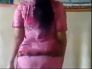 Telugu VODT 2016 демонстрирует соблазнительные танцоры в провокационных нарядах, каждое видео демонстрирует уникальный ритм и стиль.
